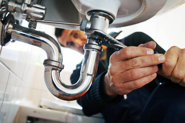 Best Emergency Plumber  in Lewisville, WA